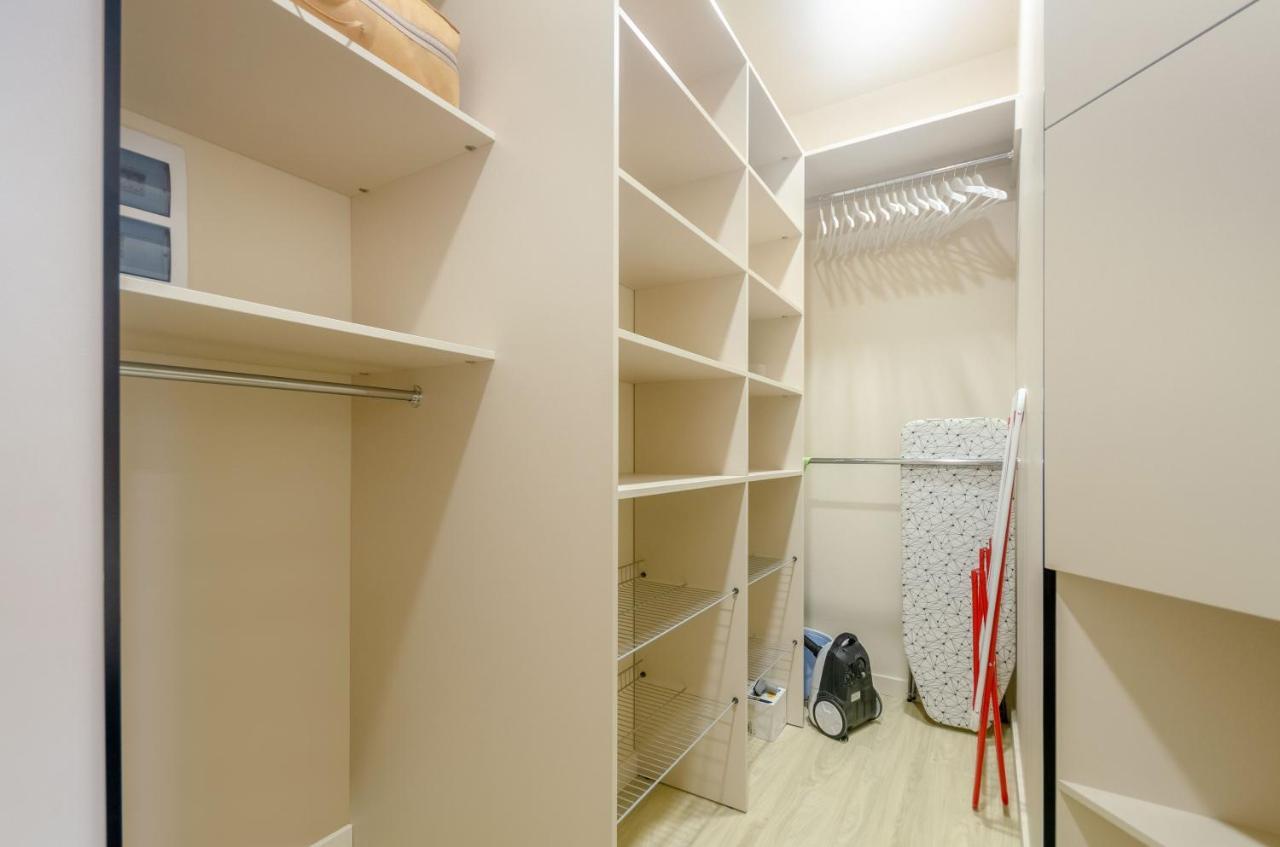 Petrovdom 85-141-122-38 Apartments In The Rc "French Quarter" Kiev Bagian luar foto