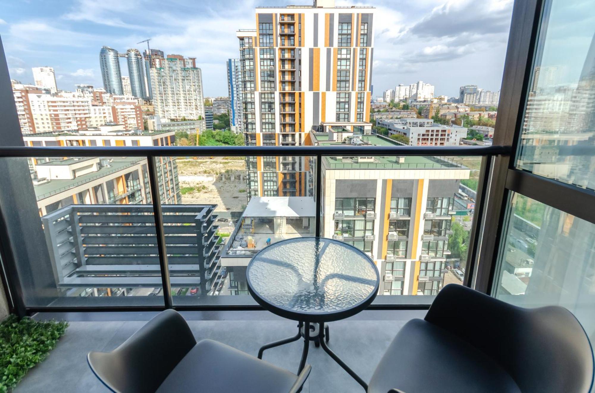 Petrovdom 85-141-122-38 Apartments In The Rc "French Quarter" Kiev Bagian luar foto